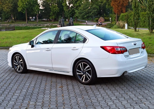 Subaru Legacy cena 64900 przebieg: 89000, rok produkcji 2017 z Radom małe 232